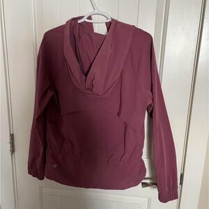 Lululemon size 6 jacket